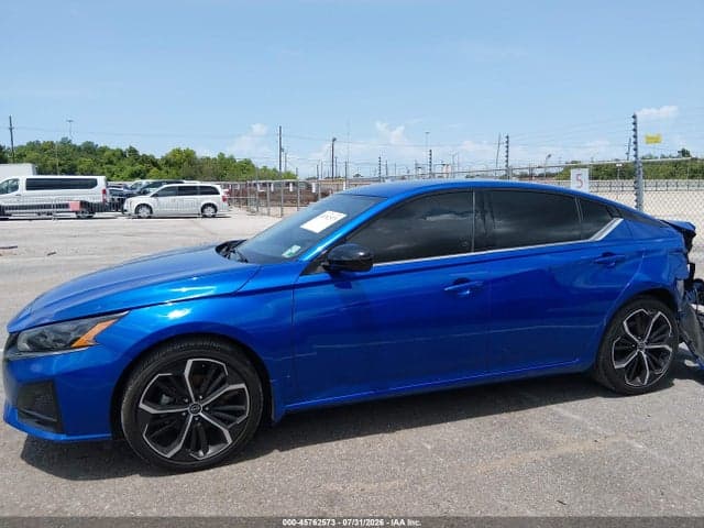 2025 NISSAN ALTIMA SR FWD 14