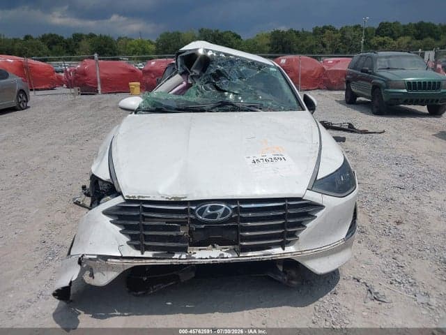 2021 HYUNDAI SONATA SE 13