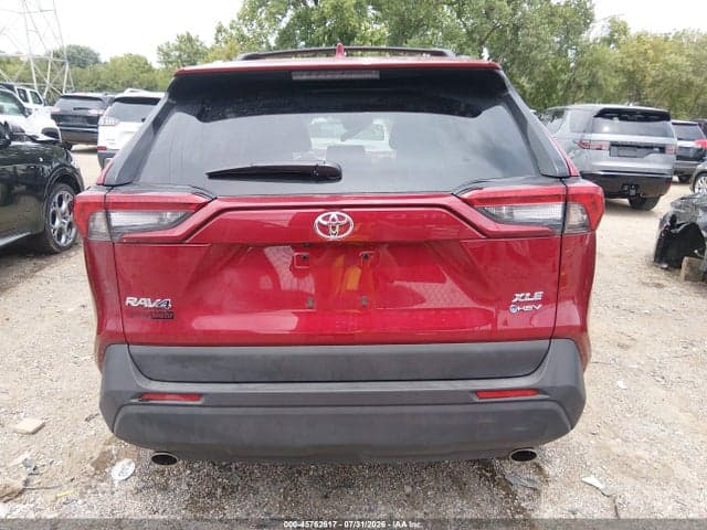 2025 TOYOTA RAV4 HYBRID XLE 16