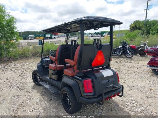 2025 VNEV PILLARD GOLF CART 3