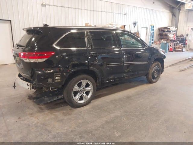 2017 TOYOTA HIGHLANDER LIMITED 4
