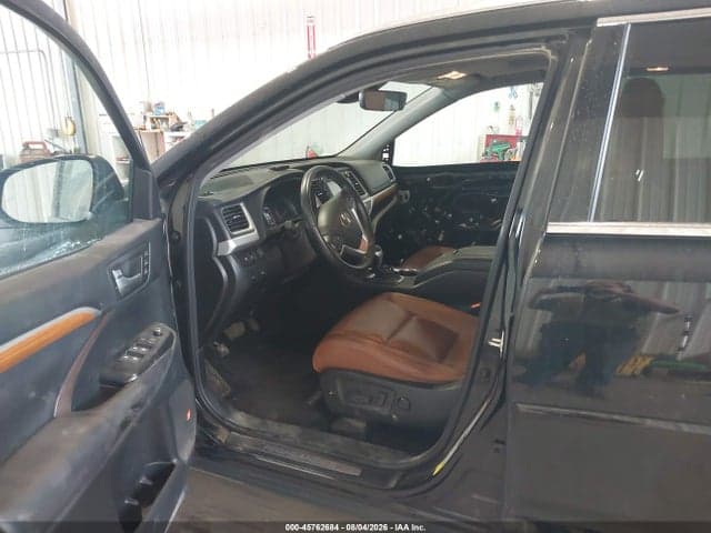 2017 TOYOTA HIGHLANDER LIMITED 5