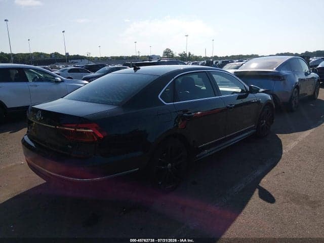 2017 VOLKSWAGEN PASSAT 1.8T R-LINE 4