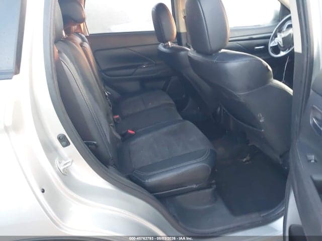2019 MITSUBISHI OUTLANDER SE/SEL/LE 8