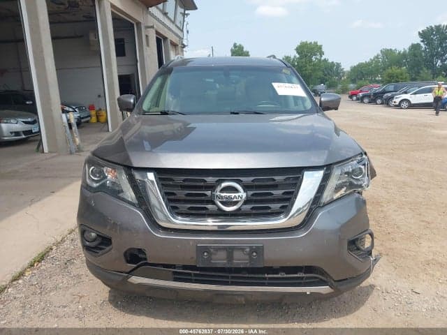 2017 NISSAN PATHFINDER PLATINUM 12