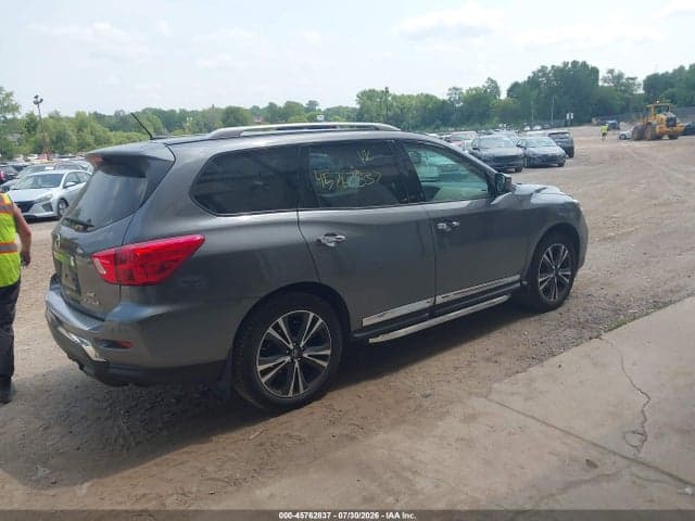 2017 NISSAN PATHFINDER PLATINUM 4