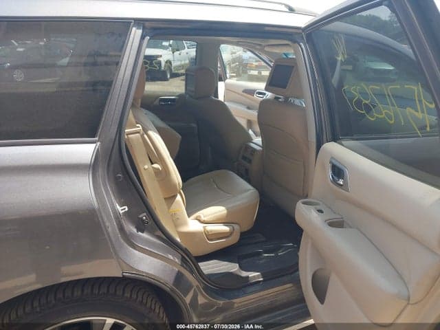 2017 NISSAN PATHFINDER PLATINUM 8