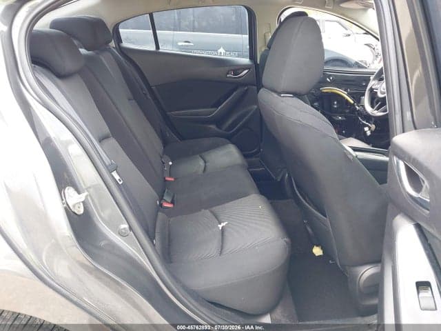 2018 MAZDA MAZDA3 SPORT 8