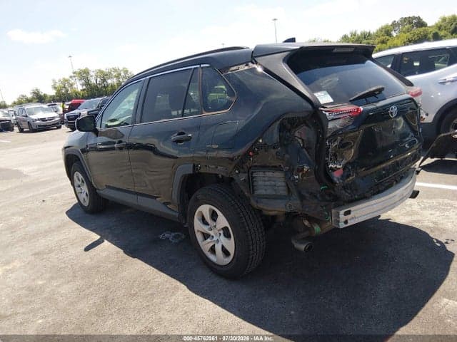 2019 TOYOTA RAV4 LE 3