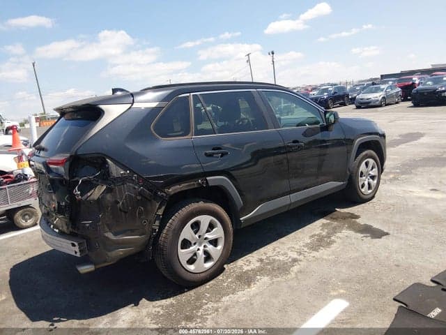 2019 TOYOTA RAV4 LE 4