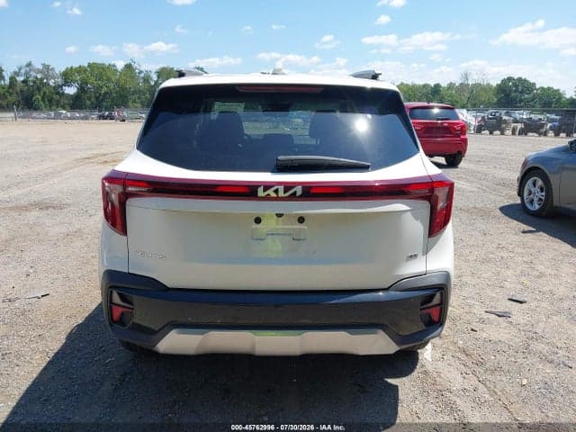 2025 KIA SELTOS EX 16