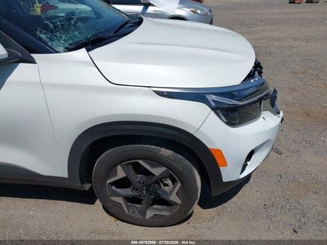 2025 KIA SELTOS EX 17