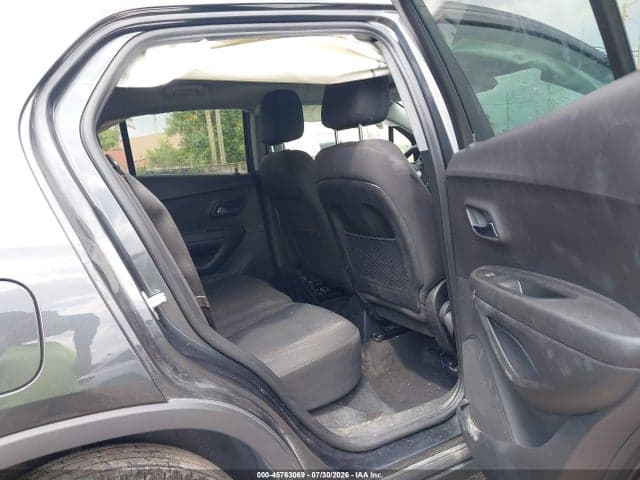2019 CHEVROLET TRAX LS 8