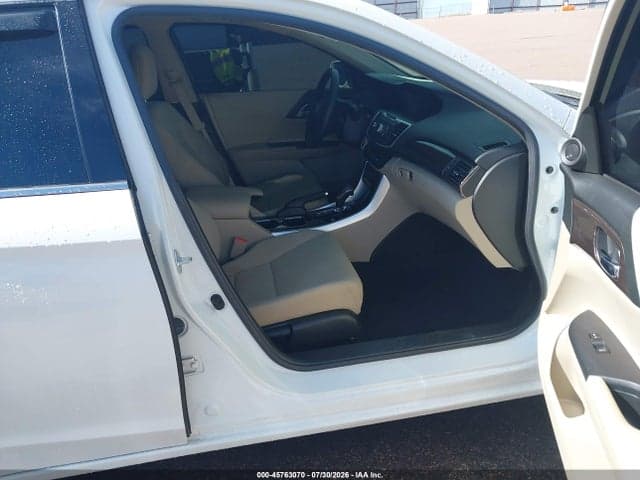 2017 HONDA ACCORD HYBRID 5