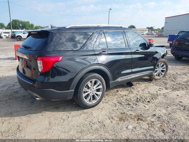 2023 FORD EXPLORER 4