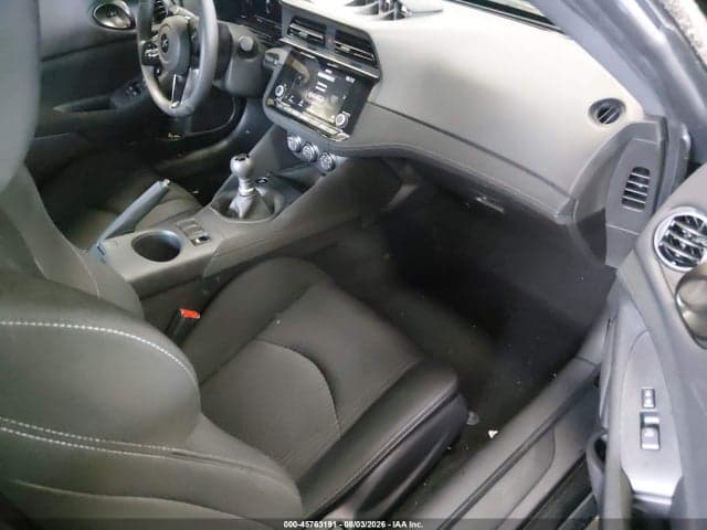 2025 NISSAN Z SPORT MANUAL TRANSMISSION 5