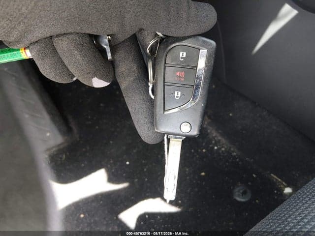 2021 TOYOTA RAV4 LE 11