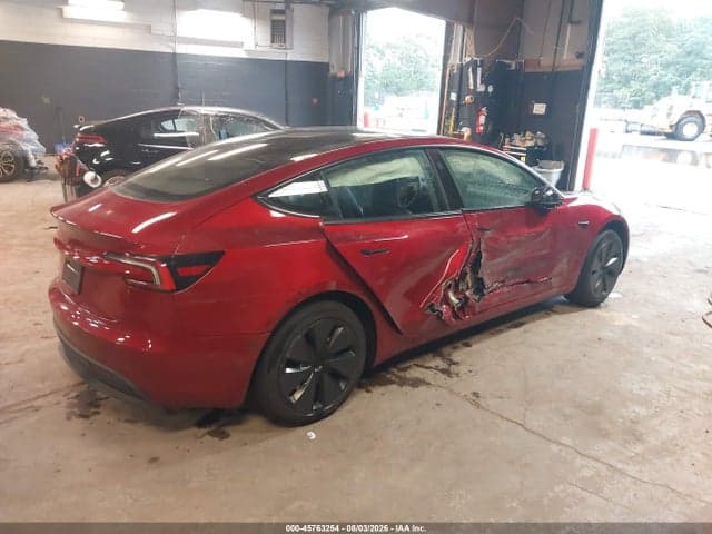 2026 TESLA MODEL 3 6