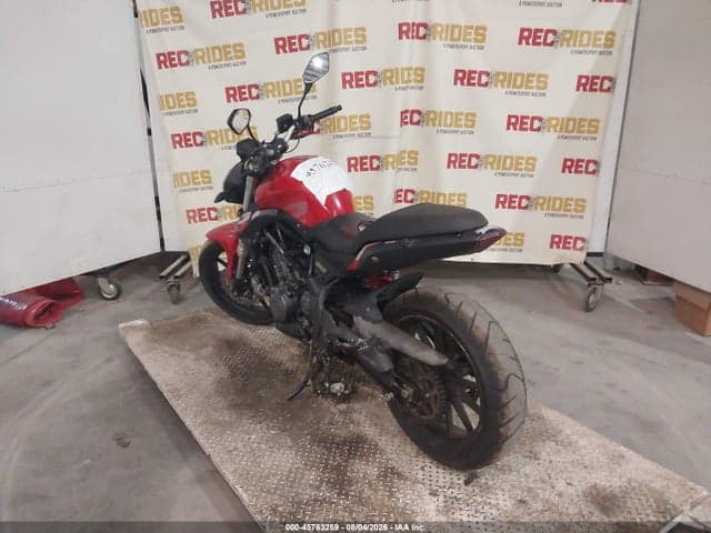 2022 BENELLI 302S 3