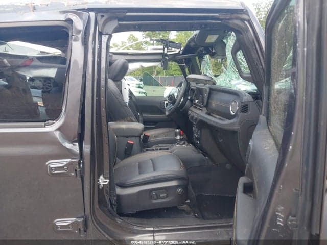 2025 JEEP WRANGLER 4-DOOR SAHARA 4X4 5