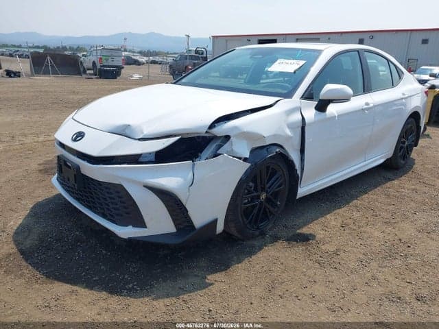2025 TOYOTA CAMRY SE 2