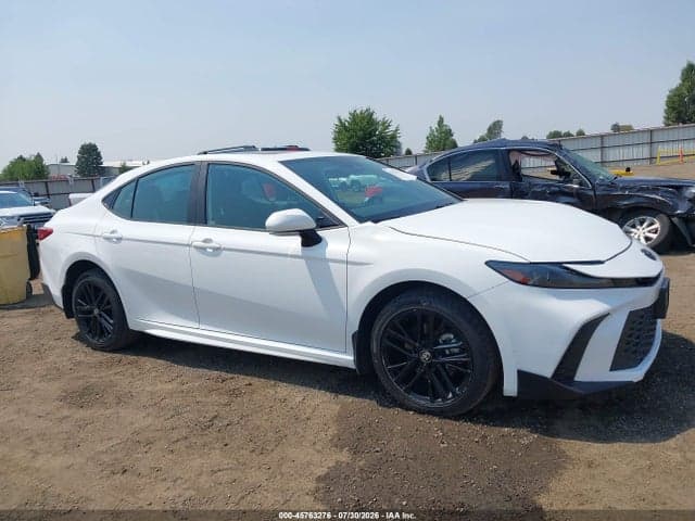 2025 TOYOTA CAMRY SE 14
