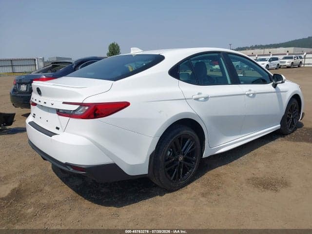 2025 TOYOTA CAMRY SE 4