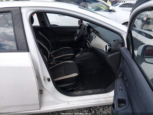 2020 NISSAN VERSA SV XTRONIC CVT 5