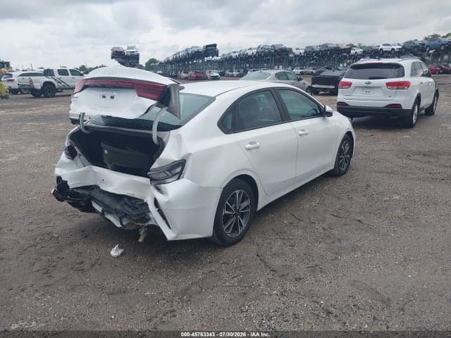 2023 KIA FORTE LXS 4