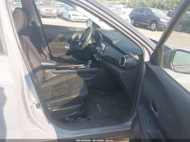 2023 NISSAN KICKS SV XTRONIC CVT 5