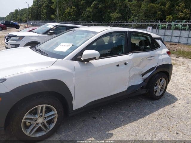 2021 HYUNDAI KONA SE 6