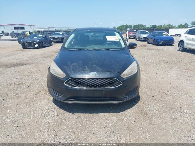2017 FORD FOCUS SE 12