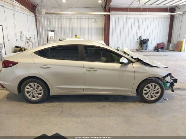 2019 HYUNDAI ELANTRA SE 14