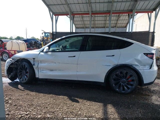 2025 TESLA MODEL Y PERFORMANCE DUAL MOTOR ALL-WHEEL DRIVE 13