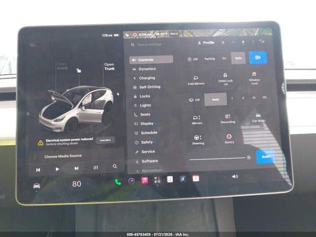 2025 TESLA MODEL Y PERFORMANCE DUAL MOTOR ALL-WHEEL DRIVE 17