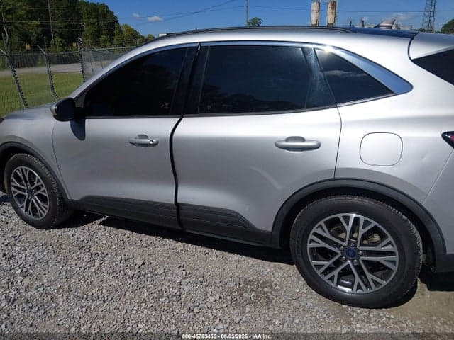 2020 FORD ESCAPE SEL 14