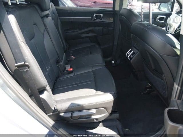2023 KIA SORENTO S 8