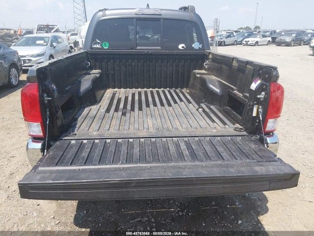 2017 TOYOTA TACOMA SR5 V6 13