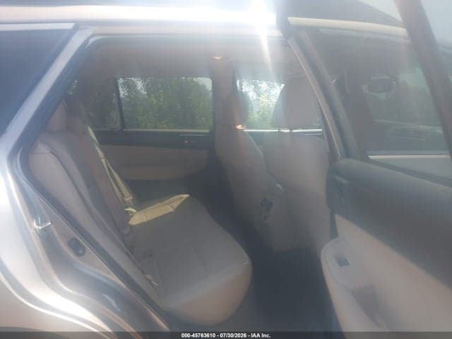 2017 SUBARU OUTBACK 2.5I LIMITED 8