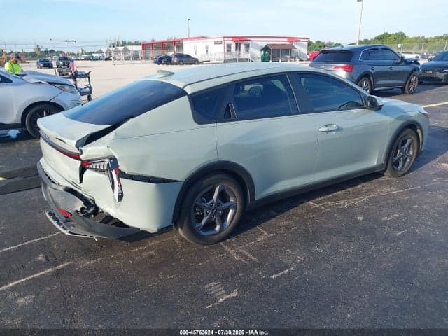 2025 KIA K4 LXS 4