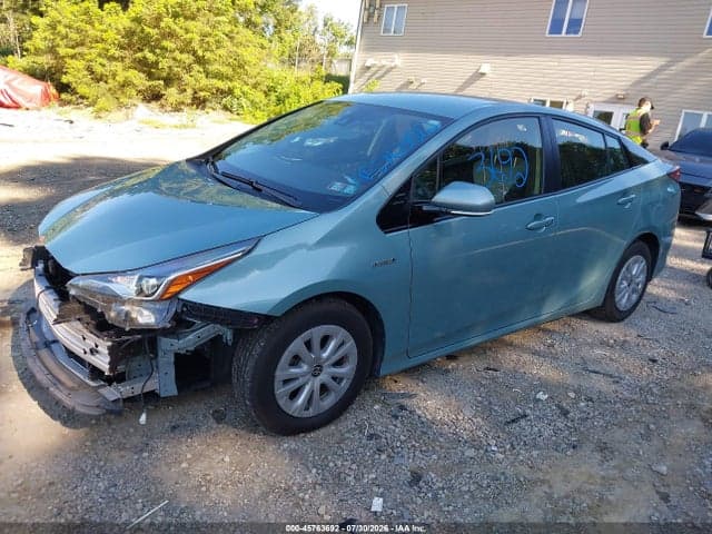 2020 TOYOTA PRIUS LE 2