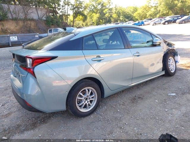 2020 TOYOTA PRIUS LE 4