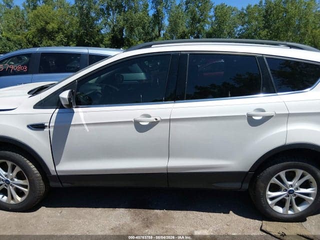 2018 FORD ESCAPE SE 13