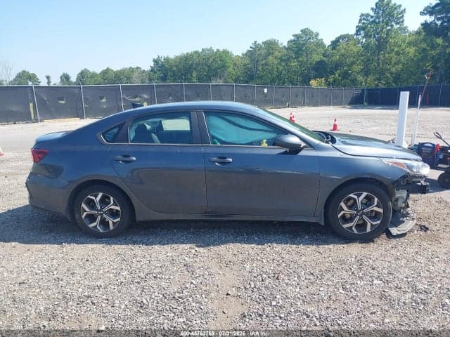 2019 KIA FORTE LXS 14