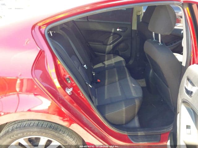 2017 KIA FORTE S 8