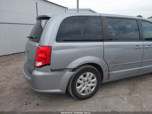 2017 DODGE GRAND CARAVAN SE 6