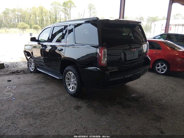 2017 GMC YUKON SLT 3