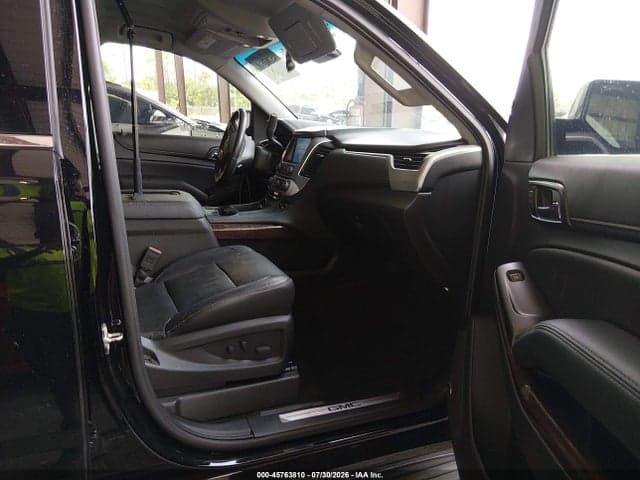 2017 GMC YUKON SLT 5