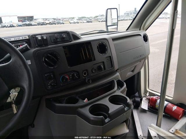 2018 FORD E-450 CUTAWAY 6