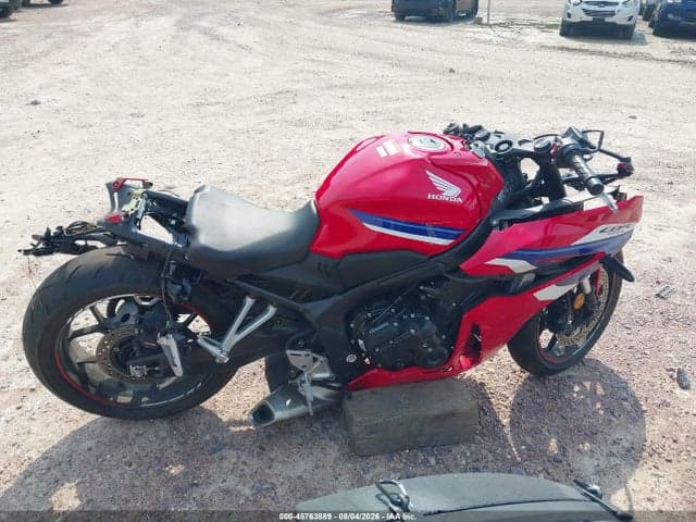 2025 HONDA CBR650 R 12